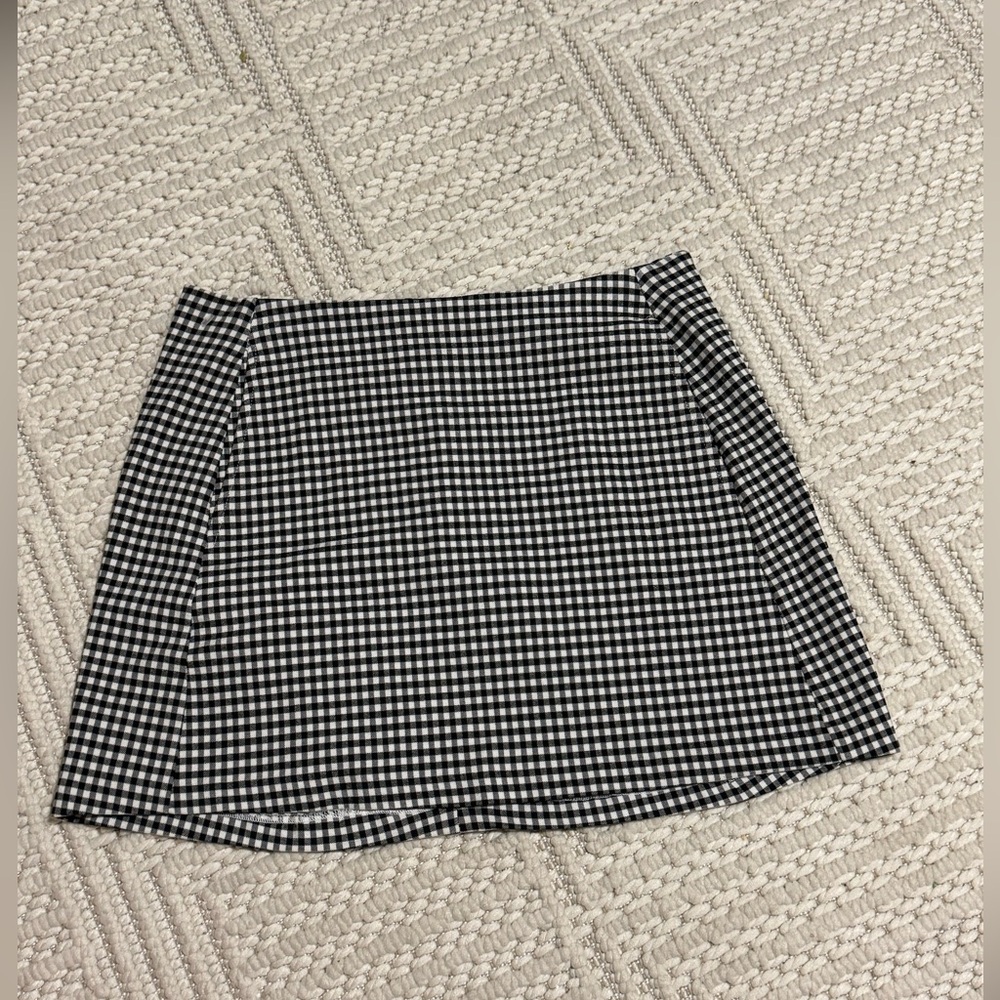 Urban Outfitters Black & White Gingham A-Line Mini Skirt Size Small